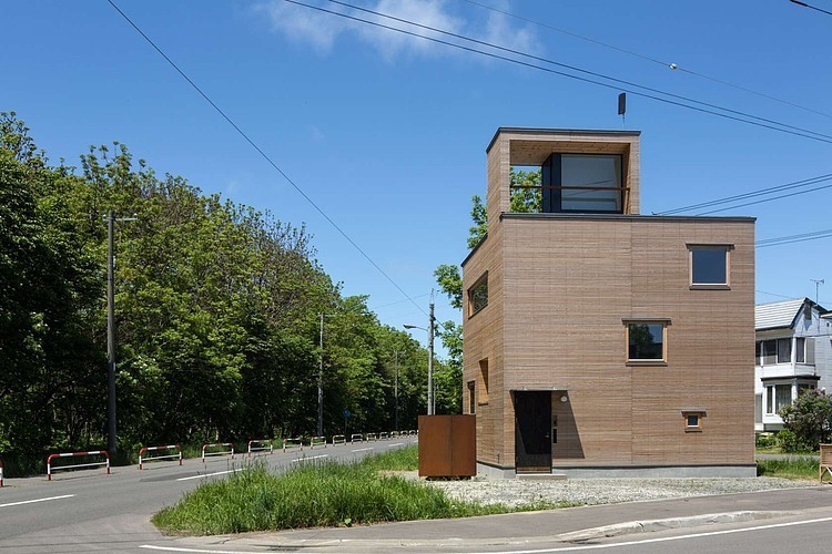 Design Of House Awesome Design Of Floor Floor House Akasaka Shinichiro Atelier Side Of The Road With Small Entry Used Wood Door Decoration  Small House Design In Japan With Perfect Limited Furnishing 