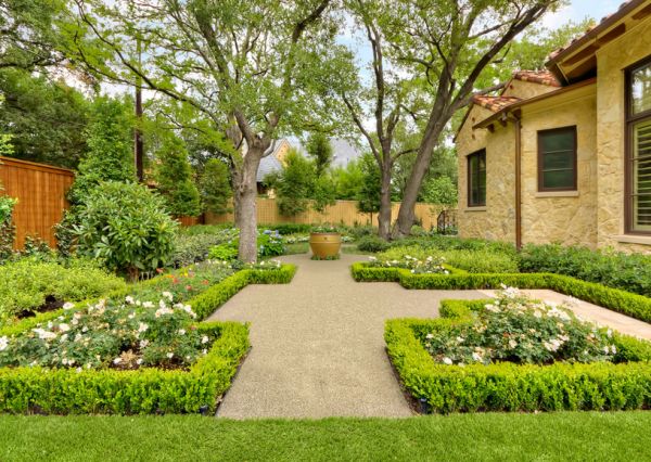 Backyard Landscape Applied Beautiful Backyard Landscape With Hedge Applied Gravels Displayed Lush Vegetations On The Outside Traditional House Garden  Green Hedges Garden Design For Multifunction Purpose In Your Garden 
