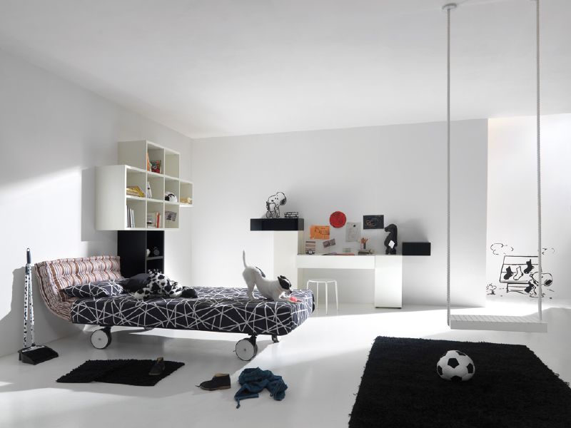 White Wall And Black White Wall Painting Ideas And White Color Bedroom With Closet Ideas For Small Bedrooms With Black Rug Design Bedroom Comfortable Bedroom Design For Guys With Stylish Furniture And Accessories 