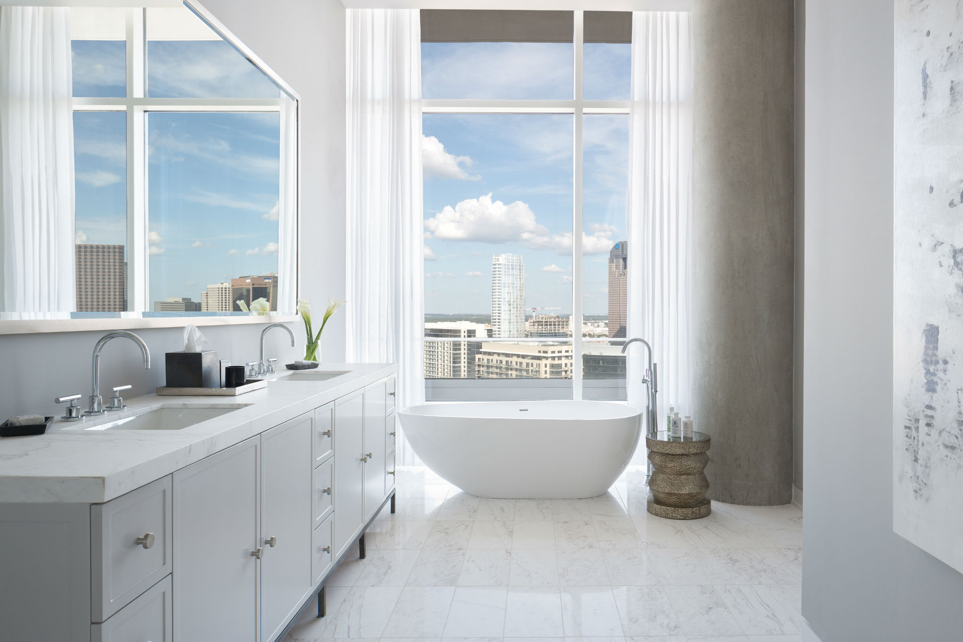 Standing Bath Interior Free Standing Bath Tubs Design Interior Using White Color And Minimalist Shape Combined With White Bathroom Vanity Style Bathroom Free Standing Bath Tubs With Gorgeous Design And Style