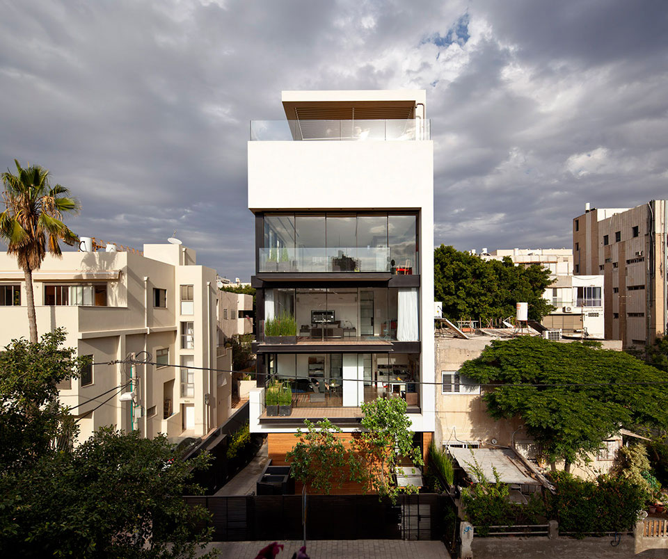 Building With And High Building With Glass Widows And White Wall  Addition Design For Home With Swimming Pool In 5th Floor 