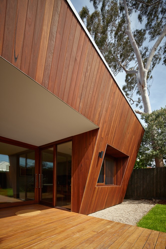 Wood Plank The Incredible Wood Plank Details Covering The Whole Exterior Wall Of Thornbury House To Match The Natural Concept Of Outdoor Residence  Contemporary Residence Featuring Minimalist Interior 