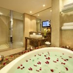 Hotel Bathroom With Luxury Hotel Bathroom Interior Design With Bahrain From Gulf And Rose Petals Decoration  Stylish Guest Room Design For Modern Hotel 