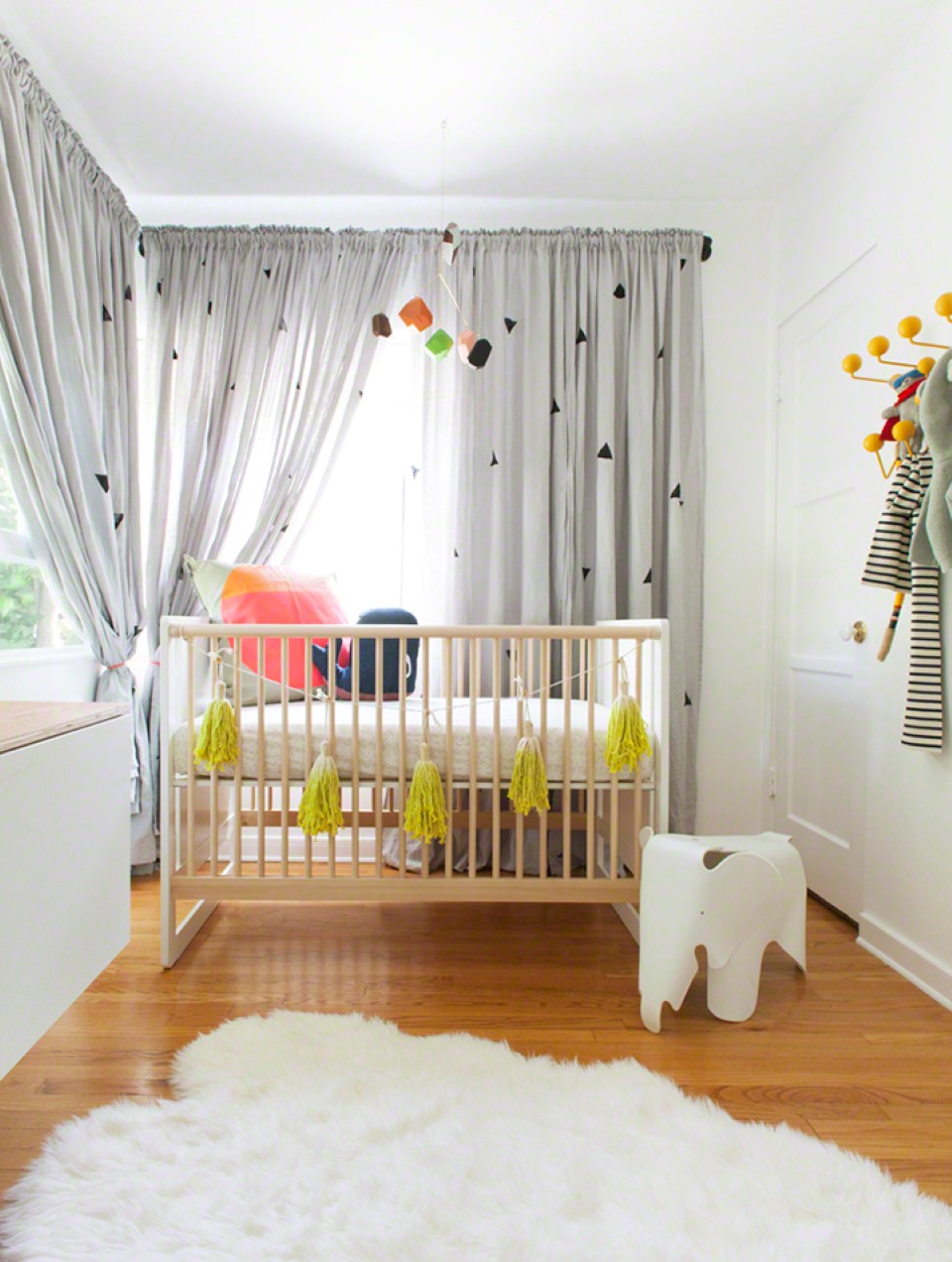 Curtain For Idea Modern Curtain For Large Window Idea Feat Cool Baby Nursery Furniture Design And Thick Fur Area Rug Kids Room Modern And Minimalist Baby Nursery Furniture Ideas