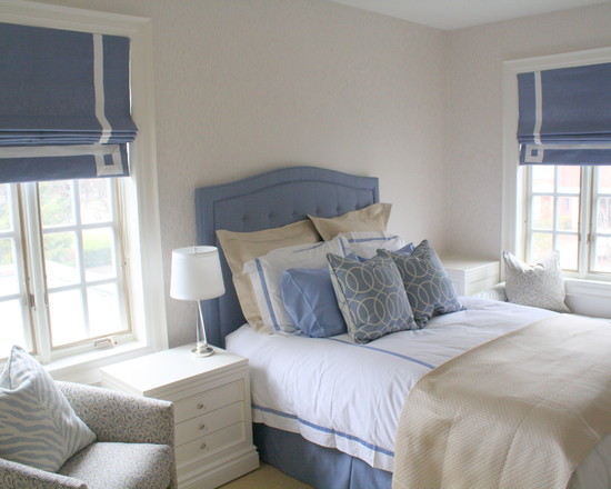 Style Master Bold Ocean Style Master Bedroom In Bold White And Blue Accent For Bed And Blinds To Combine With Grey Accent Of Armchair And Painting Bedroom  Elegant White Bedroom For Master Bedroom 