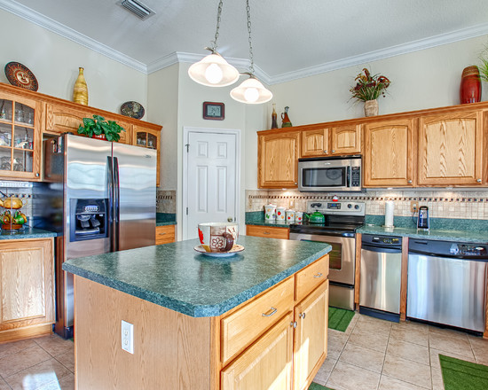 Summerfield 17270 In Refreshing Summerfield 17270 Kitchen Design In Traditional Style With Bold Wood Accent For Furniture To Blend With Plenty Of Green Touches Decoration  Contemporary House Designs In Inside And Outside 