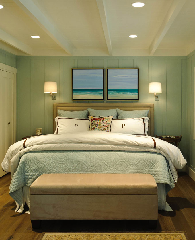 Turquoise Bedroom Brown Traditional Turquoise Bedroom Completed With Brown Bench And White Quilt Beside Blue Wall On The Hardwood Floor Bedroom  Turquoise Bedroom Ideas In Some Divergent Rooms 