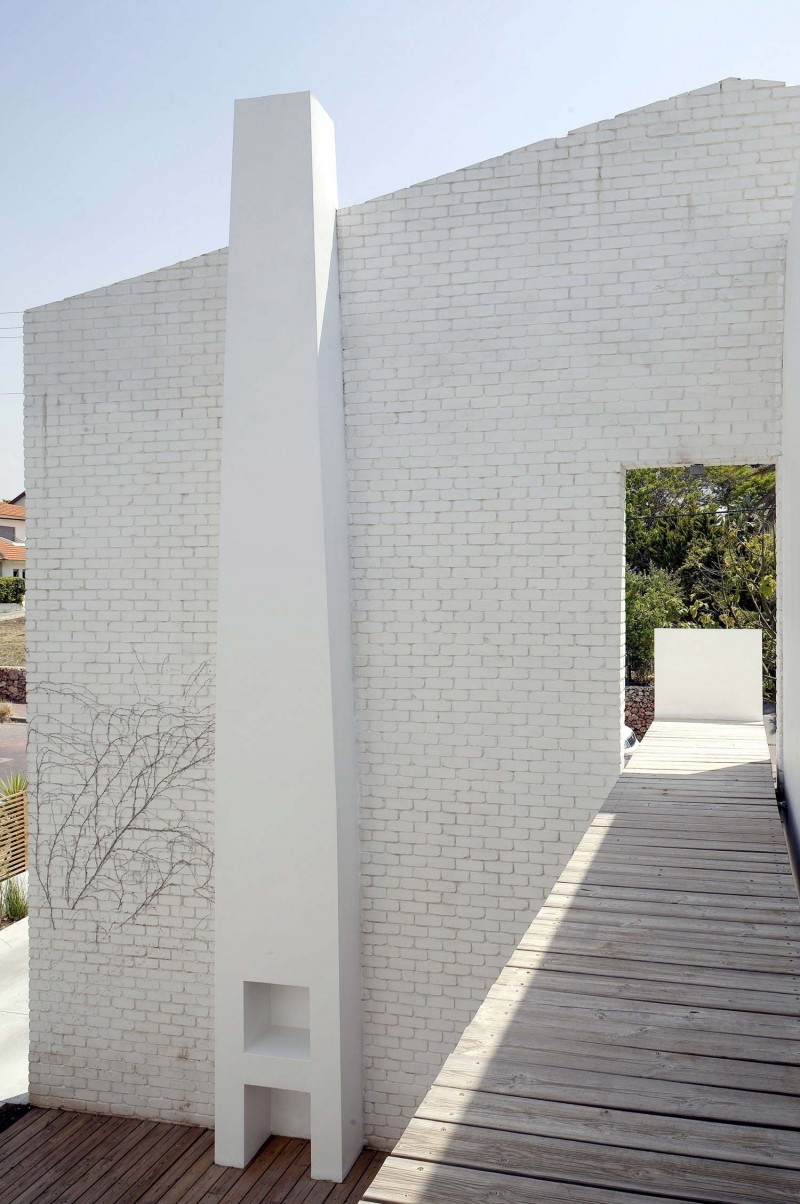 Stone Wall Bridge White Stone Wall Also White Bridge Made From Wooden Material Decoration  Modern Minimalist Home In White Color Domination 