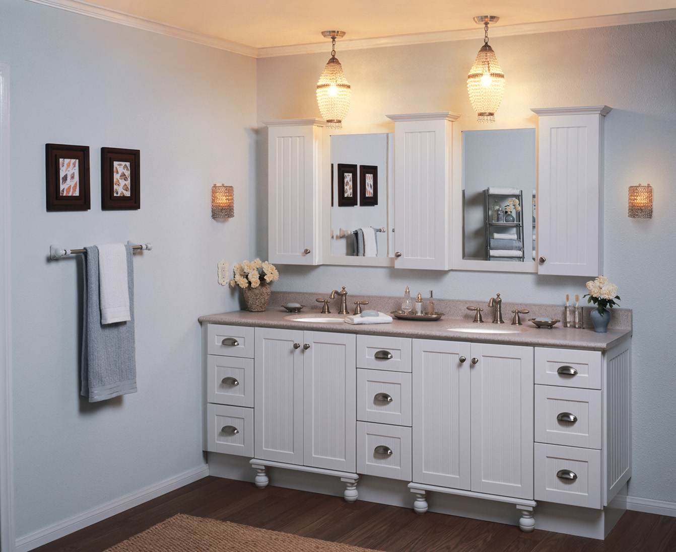 Vanity Decorated Color Bathroom Vanity Decorated With White Color Design Made From Wooden Material And Small Traditional Bathroom Pendant Lighting Bathroom Bathroom Pendant Lighting Fixtures With A Controllable Light Intensity With Your Shades
