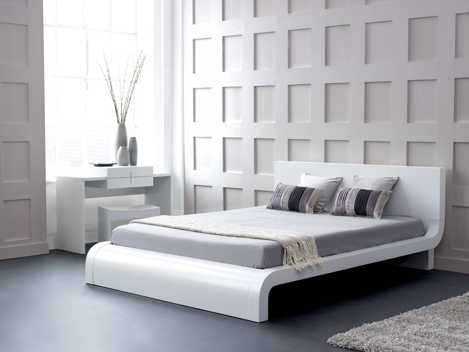 Wall Design Bedroom Captivating Wall Design Of Contemporary Bedroom Completed By Queen Bed With Elegant Platform Furnished With Desk Of White Bedroom Furniture And Coupled With Tiny Chair Bedroom 15 Simple White Bedroom Furniture For Your Romantic Modern House