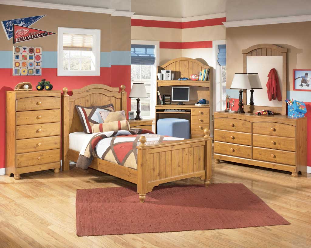 Kids Bedroom With Contemporary Kids Bedroom Furniture Sets With Wooden Bed Kids Furniture Design Also Kids Furniture Modern Color Design With Laminate Flooring Modern Design Bedroom Kids Bedroom Sets: Combining The Color Ideas