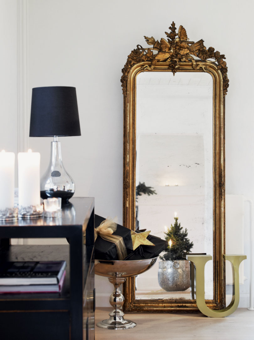Black Table Glass Cool Black Table Lamp With Glass Base Feat Luxurious Large Wall Mirror With Gold Ornately Frame Design Interior Design  Large Wall Mirrors Beautifying Each Your Interior Space Well 