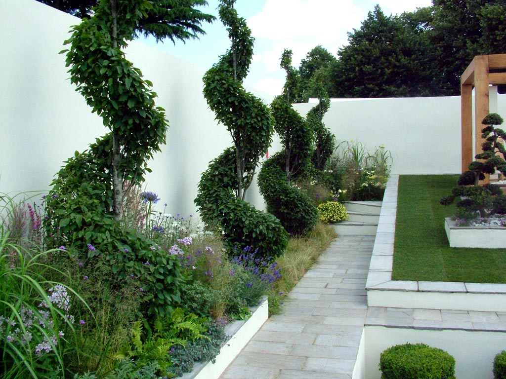 Decorative Topiary Straight Cool Decorative Topiary Mixed With Straight White Paver Garden Path And Modern Pergola Design Garden Making A Wonderful Garden Path Ideas Using Stones