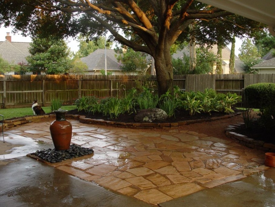 Stone Flooring Brown Original Stone Flooring With Glossy Brown Porcelain Just Around Garden In Small Backyard Ideas Backyard Small Backyard Ideas For You Who Love Simplicity