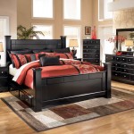 Accent Wall Double Rock Accent Wall Idea Also Double Height Windows Plus Amazing Kind Size Bedroom Set Design And Cool Table Lamp Bedroom 10 Mesmerizing King Size Bedroom Sets That Make You Lazy To Get Up