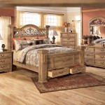 Teak Themed Sets Rusty Teak Themed King Bedroom Sets For Beach House Design Ideas With Classic Wooden Bedroom Storage Interior Design And Cozy Bedspread Idea Also Sweet Mirror Bedroom Enhance The King Bedroom Sets: The Soft Vineyard-6